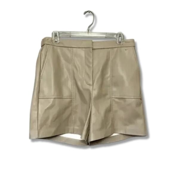 Halogen Faux Leather Shorts High Waisted Side Pockets Gathered Back Tan M NWOT - Picture 2 of 9